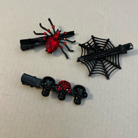 Skulls & Spider Hair Accessory Clip Black W/Red Rhinestones Emo Goth Set Of 3 - Picture 6 of 7